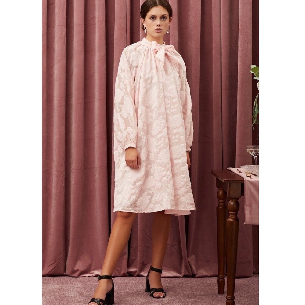 Sister Jane midi smock floral dress w pussybow